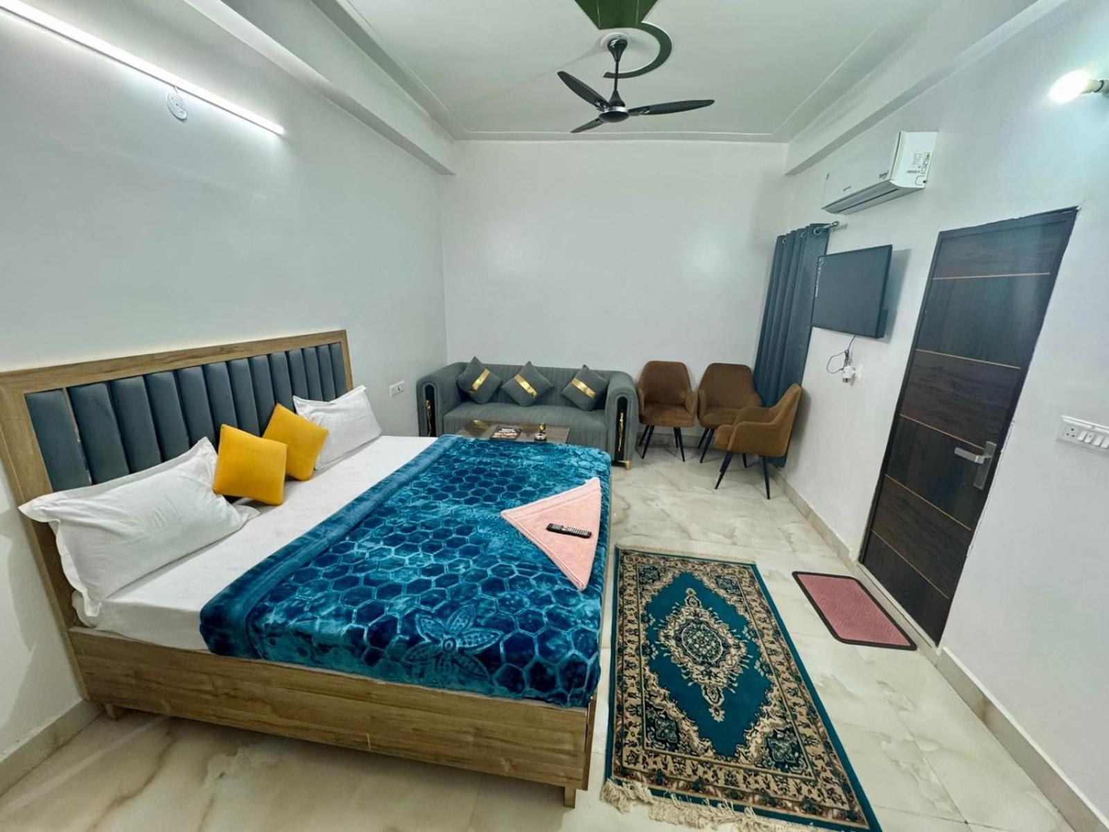 Comfort Inn, Mundka, New - Near Nangloi Metro Station Delhi (National Capital Territory of India)